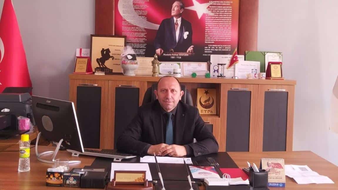 Yaşar Kemal ÜÇÜNCÜ - Müdür