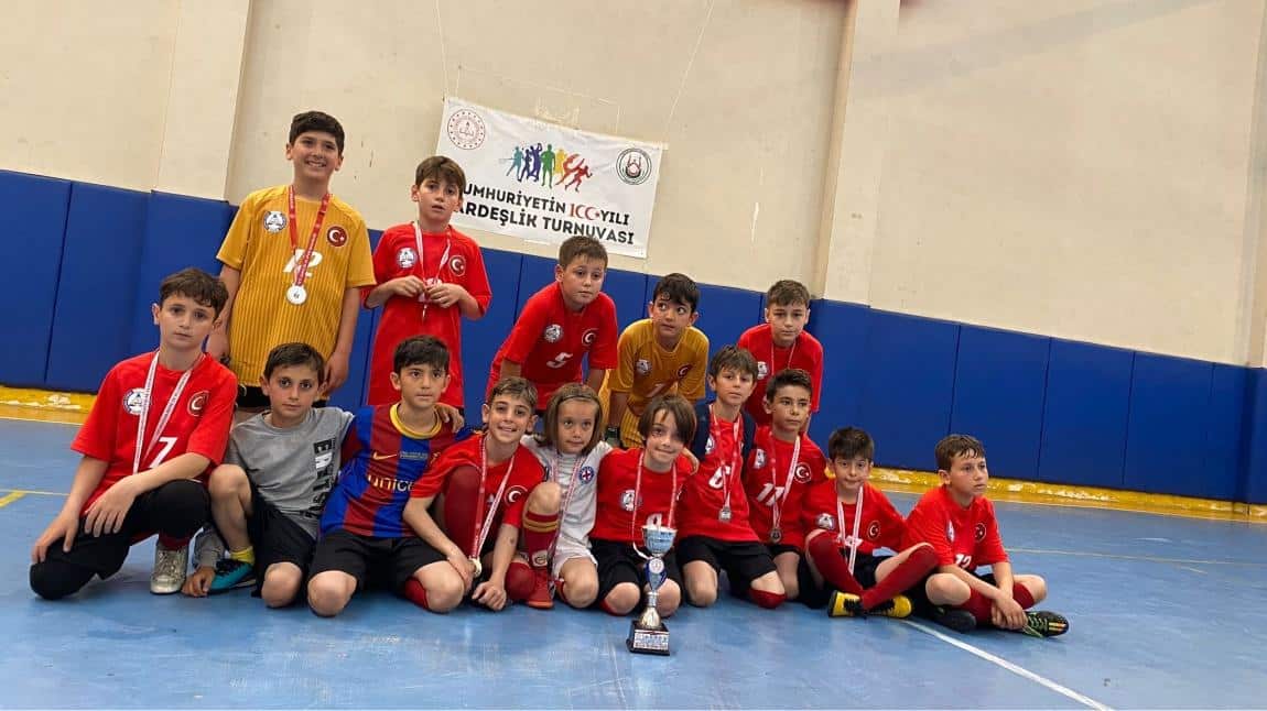 Futsal Turnuvasında İlçe İkincisi Olduk